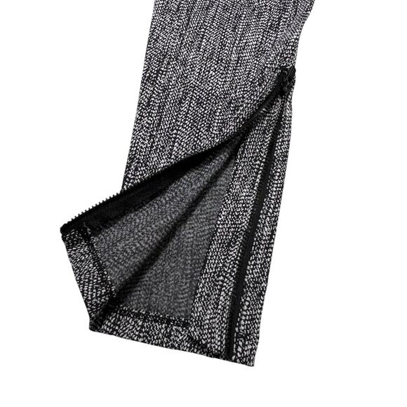 Athleta Delancey Textured Moto Tight SIZE S Heathered Black Zipper Hem Legging - Picture 5 of 11